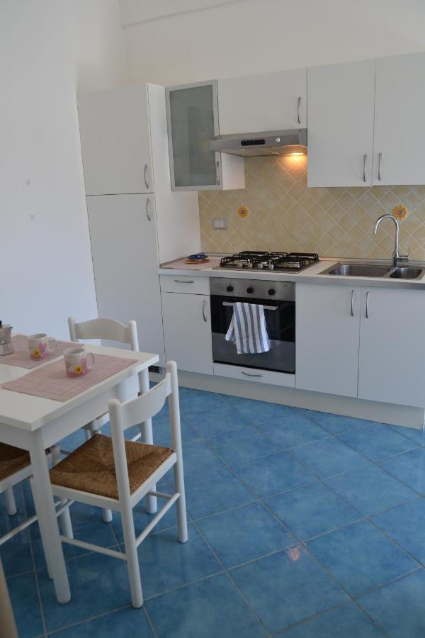 Maridea - Marlin Apartment Понца Екстериор снимка